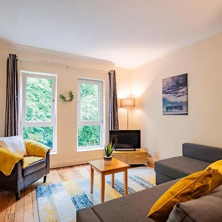 228 - Cozy Two Bed Апартаменты Вэстпорт
